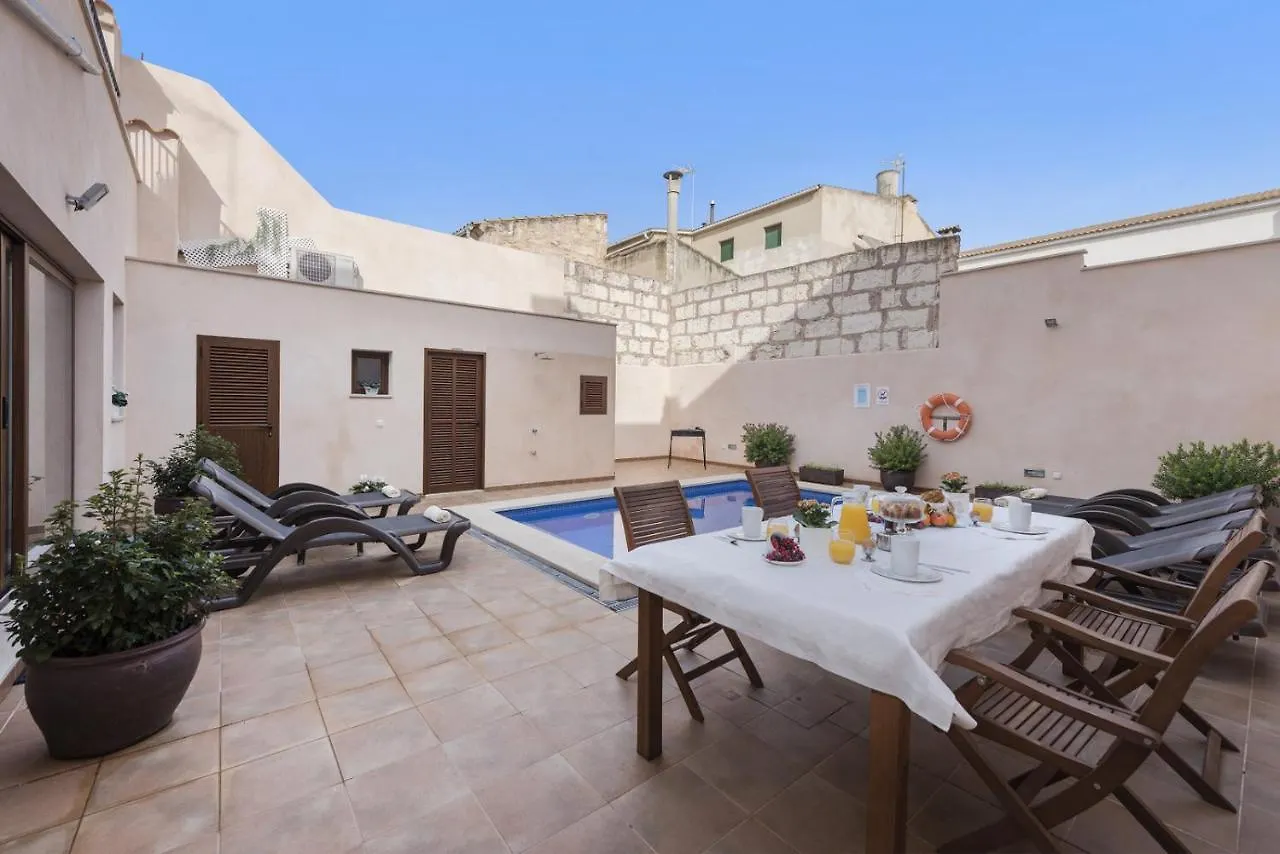 Sa Placeta New Reformed Large Town House With Pool Sa Pobla 0*,