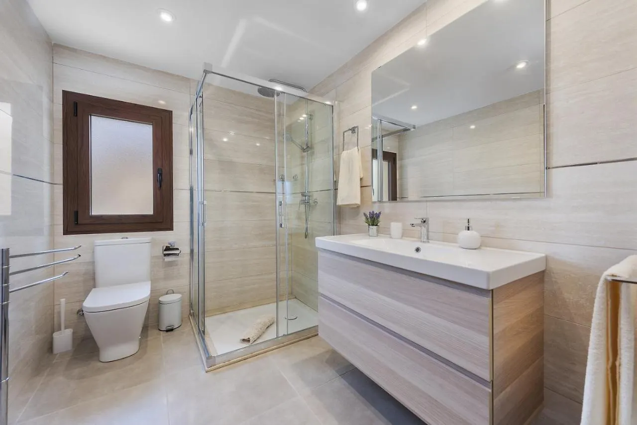 Сasa de vacaciones Sa Placeta New Reformed Large Town House With Pool Sa Pobla